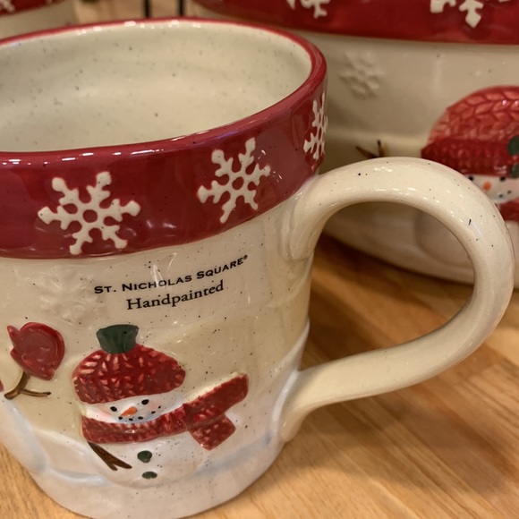 NWOT beautiful mixing bowl and matching mugs, $25 - Picture 6 of 6